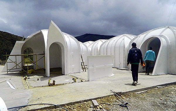 foldhaz-hobbitház-magic-green-house3