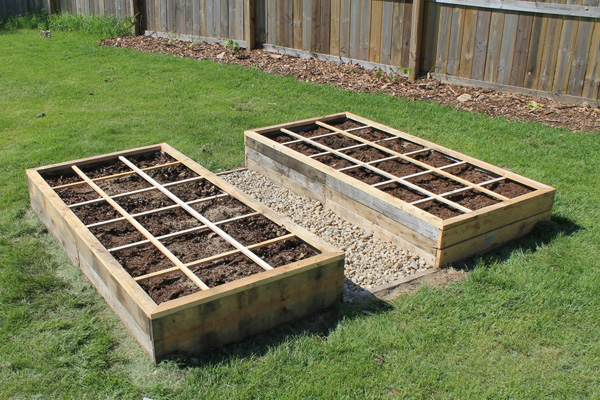 square-foot-gardening2